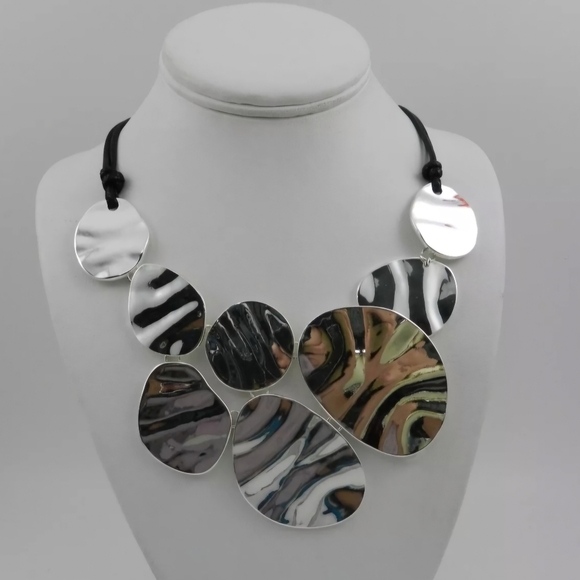 Style & Co. Silver Statement Necklace NWT - Picture 3 of 8